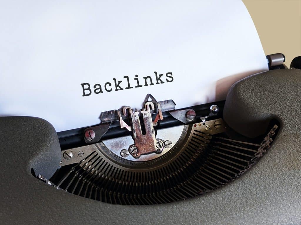 Text String "Backlinks" written via a typewriter